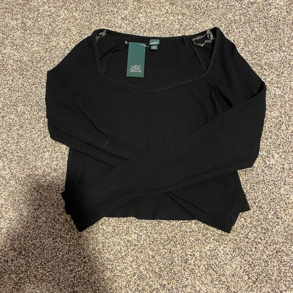 Brand New Long sleeve Wild Fable
